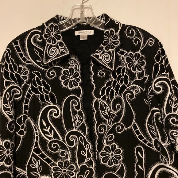 Coldwater Creek Jacket Size 6 Embroidered Floral Black and White 3/4 Sleeve - Picture 2 of 6
